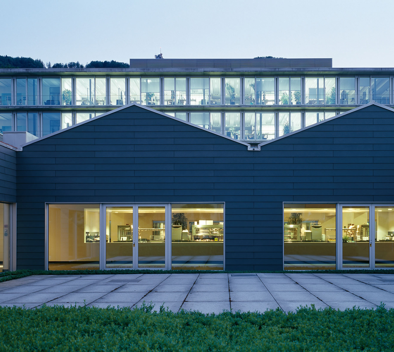 Swiss Re Insurance Ltd., Guest Service Bild 7