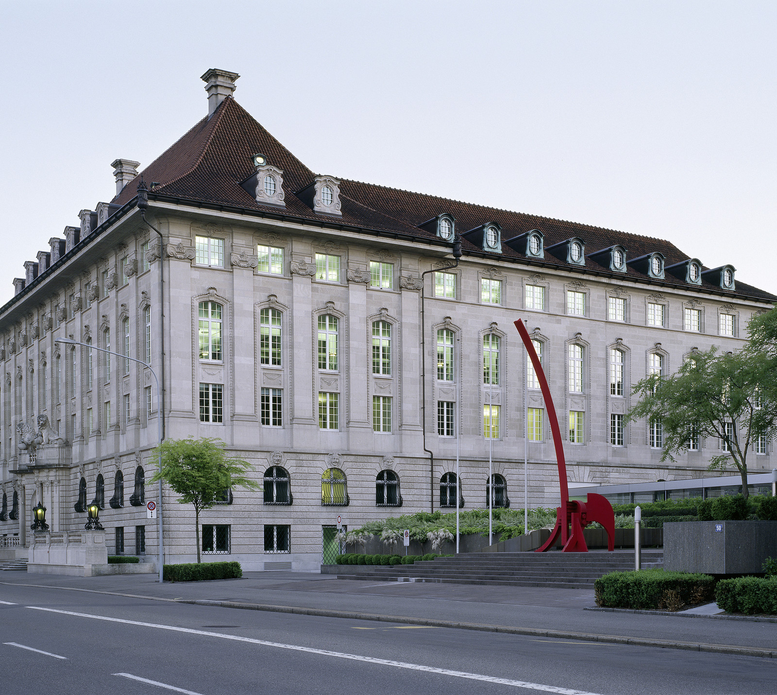 Swiss Re Insurance Ltd., Guest Service Bild 2